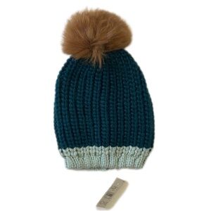 3/$12 ✅ NWT Ann Taylor Loft Faux Fur Pom Pom Knit Beanie Blue Green